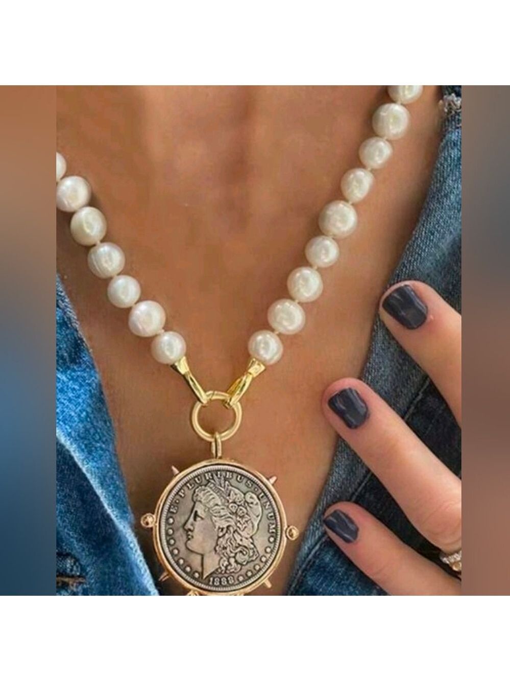 Pearl and Coin Pendant Necklace Elegant